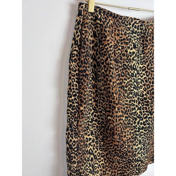 VINTAGE Savion Womens Size 8 Dark Floral Skirt Made In USA - Picture 2 of 11